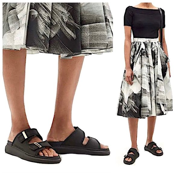 Alexander McQueen Black Leather Hybrid Sandals - Picture 2 of 16